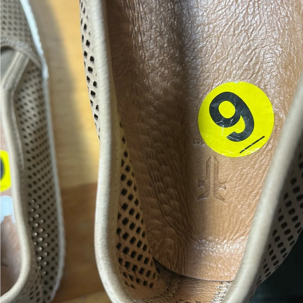 Frye men’s slip